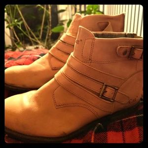 Caterpillar Tan Booties